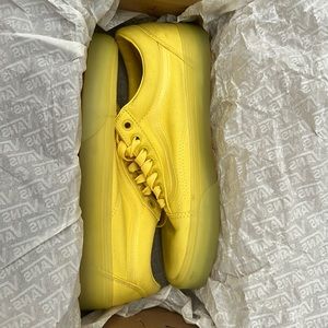 Vans W8.5 | Translucent Yellow | Low Top | Worn Once.